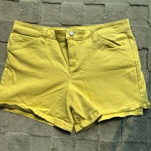 Calvin Klein Jeans Yellow Jean Shorts Mid-Rise Fitted
